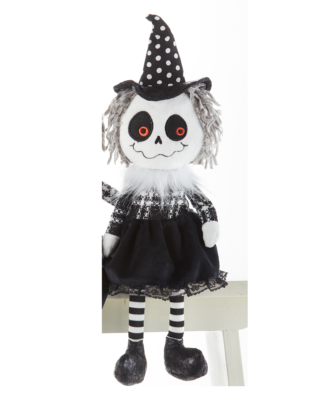 Mrs. Bone Skully Edge Stool Figure 40cm 