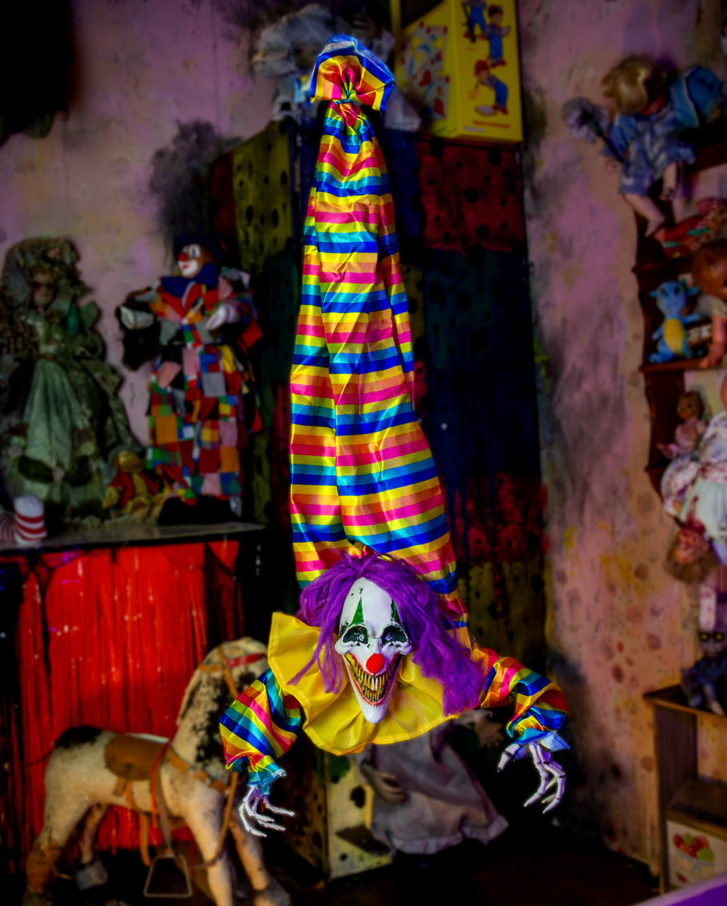 Grabbing Horror Clown Animatronic 120cm for Halloween | Horror-Shop.com