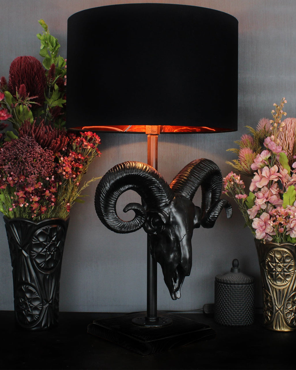 Black Ram Skull Lamp With Lampshade 68cm ★ Gothic decoration | Horror ...